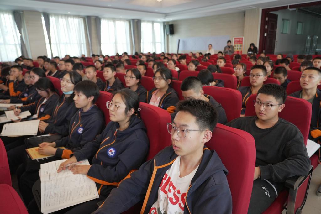 001e870ca2cbde50de20a403b9f55c6.jpg