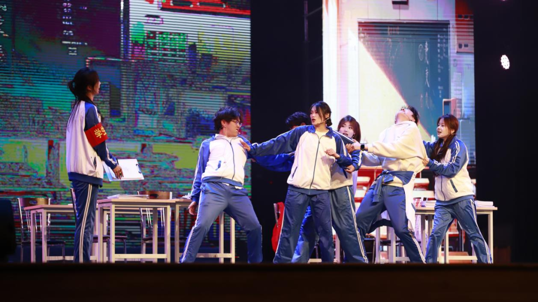 9212b6d8855cccaa81c3cf1ef8aeac8bpng